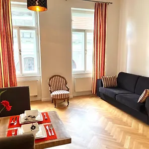 Amazing Zborovska Apartament
